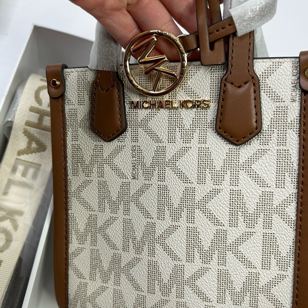 Michael Kors Extra Small Shopper Crossbody Bag Maple MK Logo Vanilla / Lugg NWT - Picture 4 of 16